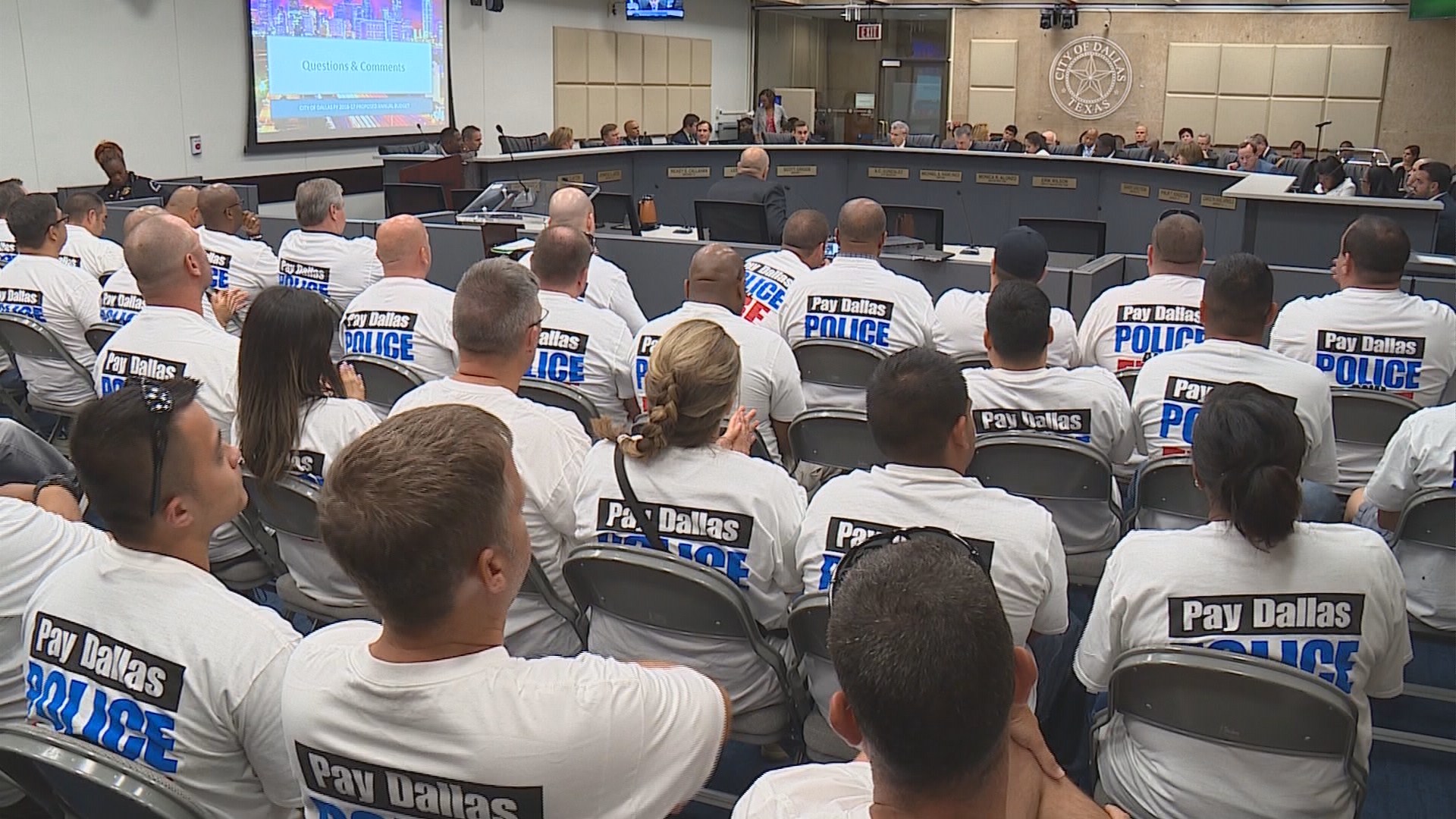 Majority of Dallas City Council supports police, fire associations' payhike plan